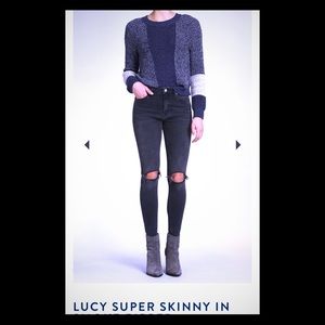 Mavi Lucy Jeans In Smoked Ripped. Size 30.